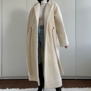 Ganni ivory cream boucle coat size 36 sz 4 US
